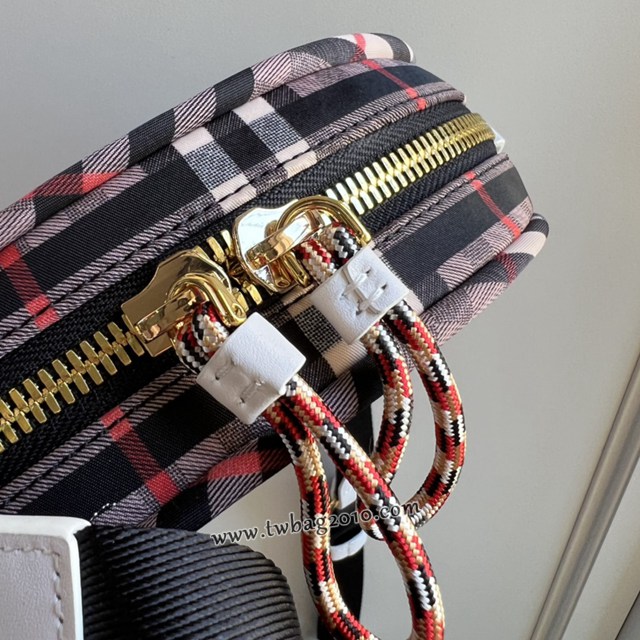 Burberry專門店新款圓餅小格紋橢圓形小包 巴寶莉雙面可用不同圖案女士小斜挎包 yxb1023